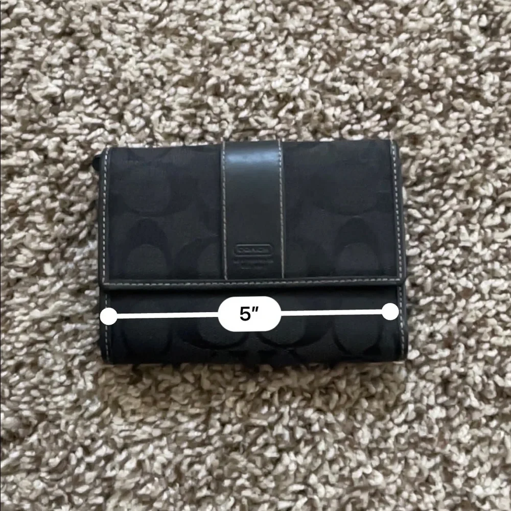 Coach Wallet - Picture 9 of 9